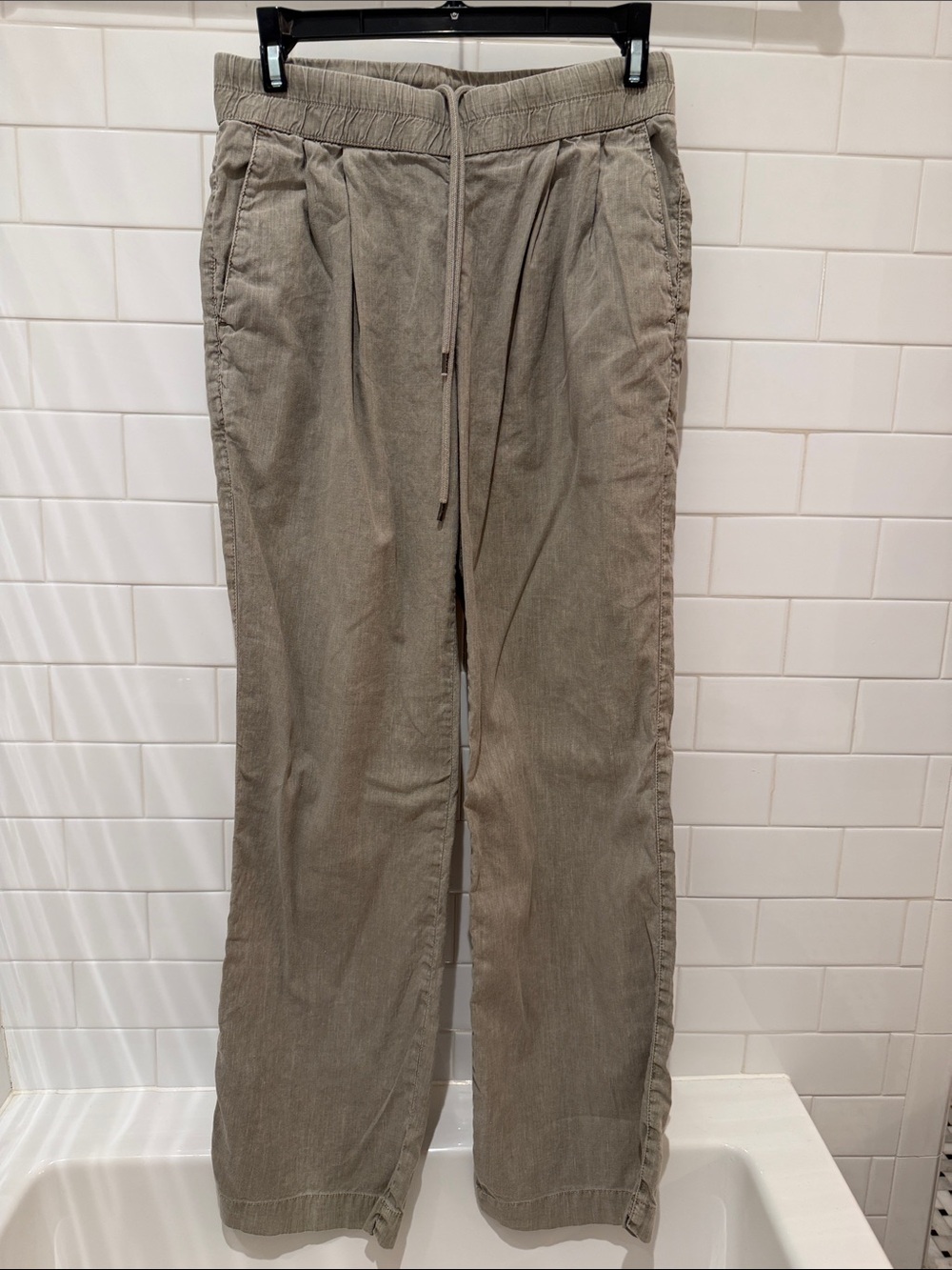James Perse Linen Drawstring Pants in Taupe